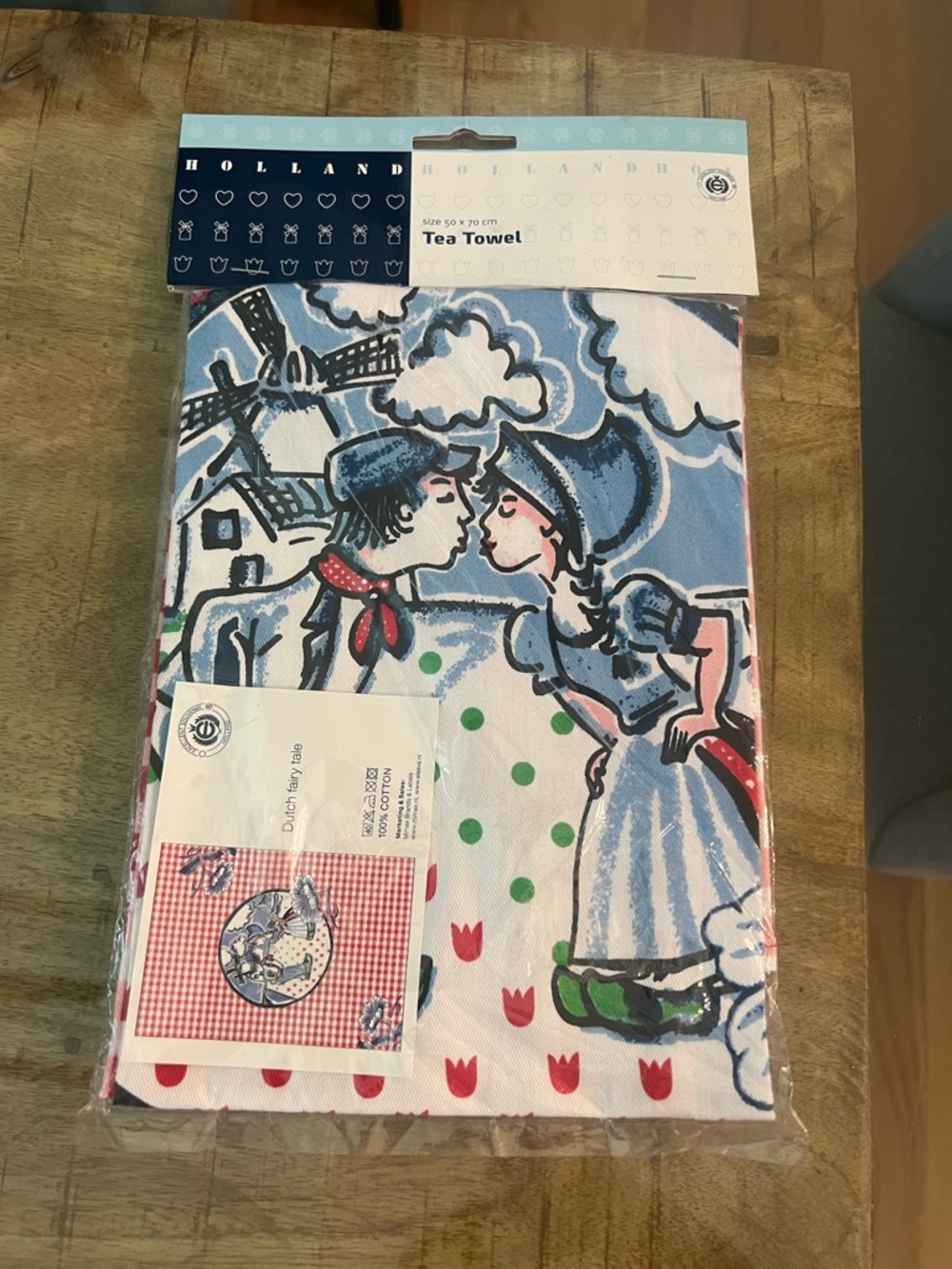 Holland Dutch Couple Tea Towel - Blue, White, Red, Green